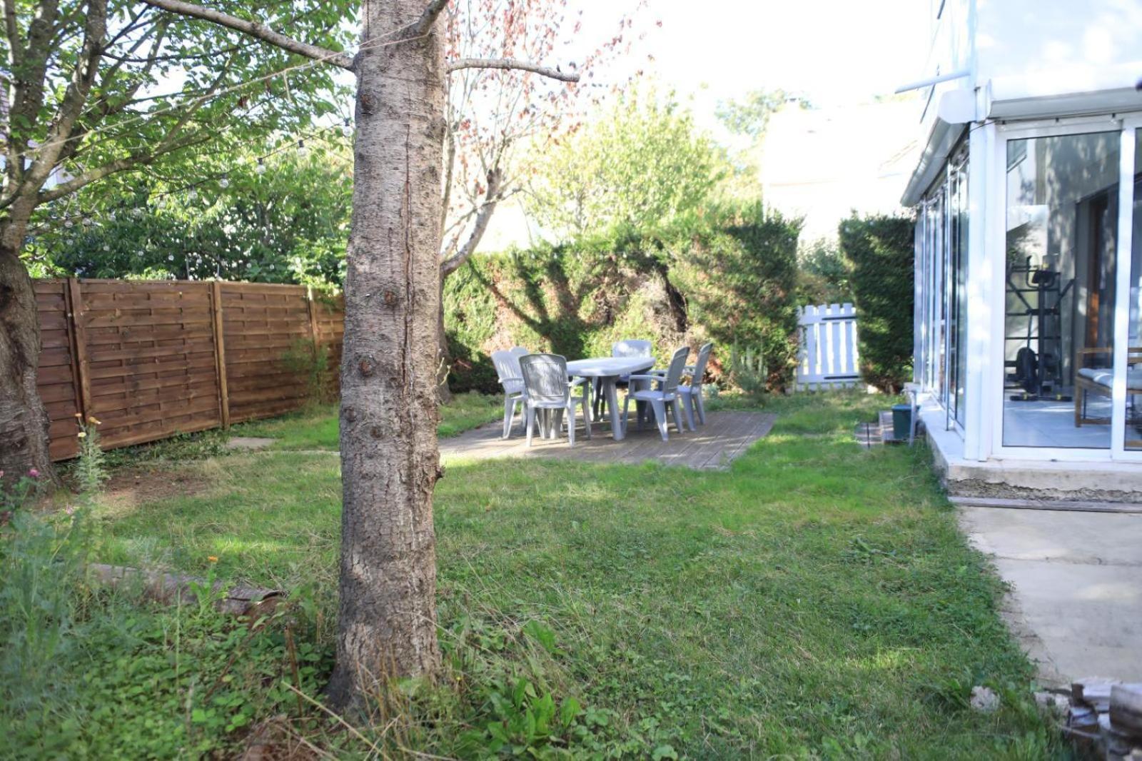 Appartement Calme Avec Jardin Proche De Paris Evry-Gregy-sur-Yerre Dış mekan fotoğraf